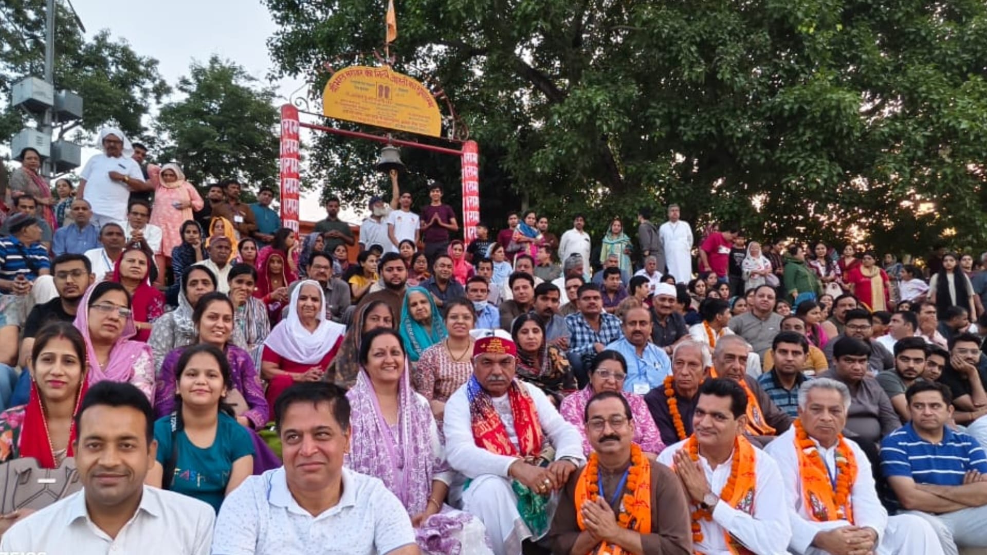People of Pakistan offer prayer to Ramlala in Ayodhya.