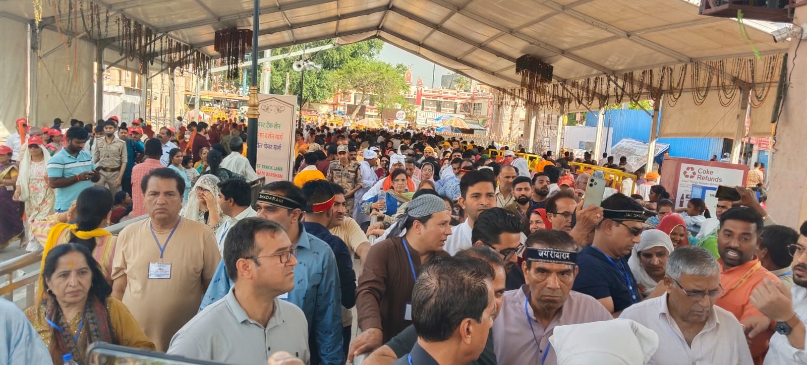 People of Pakistan offer prayer to Ramlala in Ayodhya.