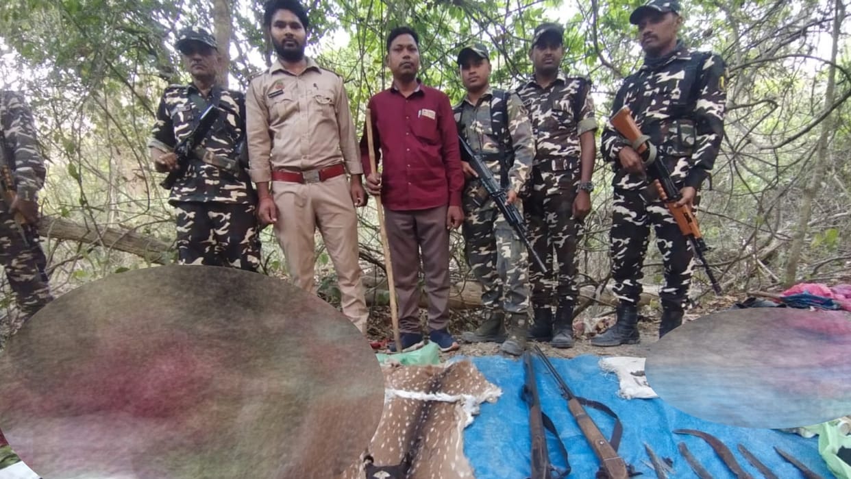 Balrampur: Forest team and ssb encounter with hunters.