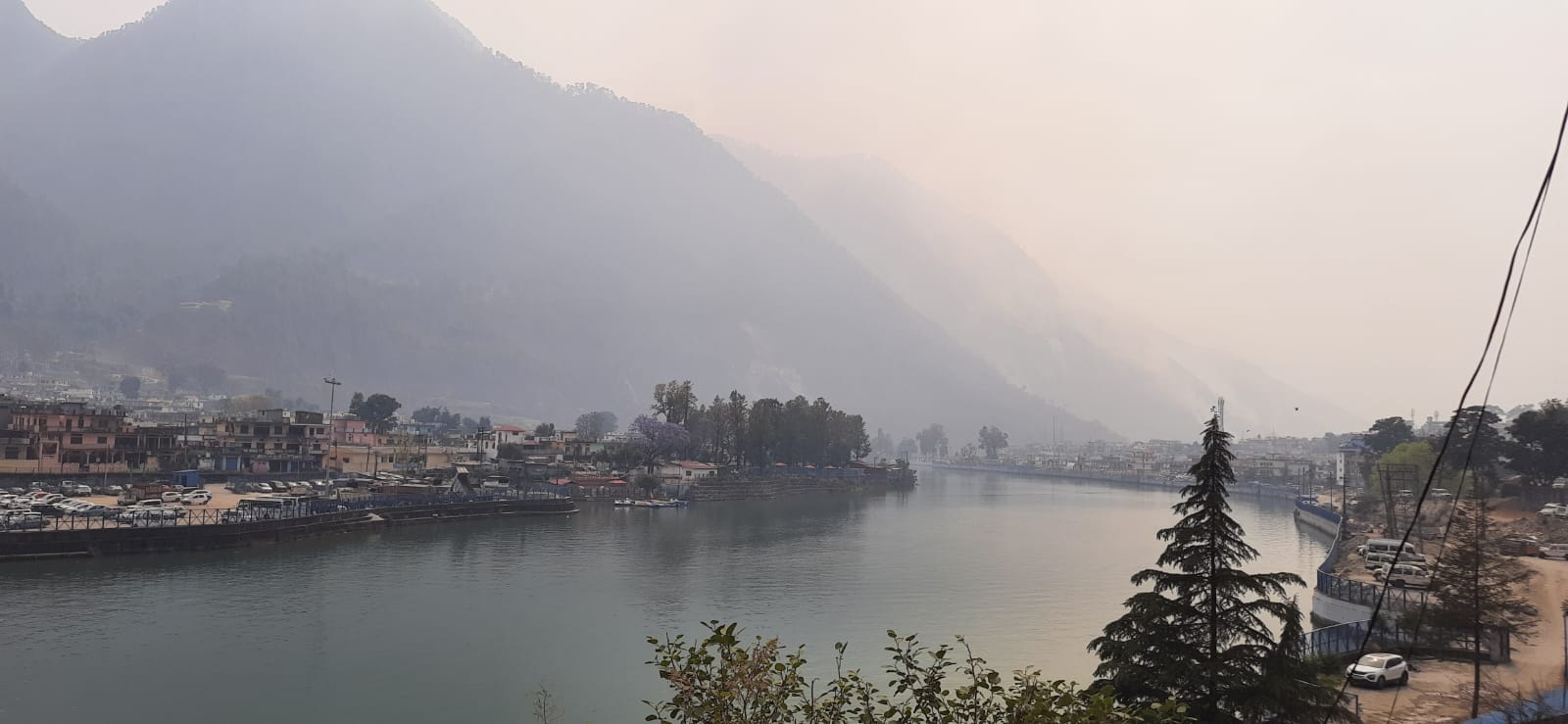 Uttarakhand Forest Fire Increases Now Smoke Everywhere and People Become Sick Photos