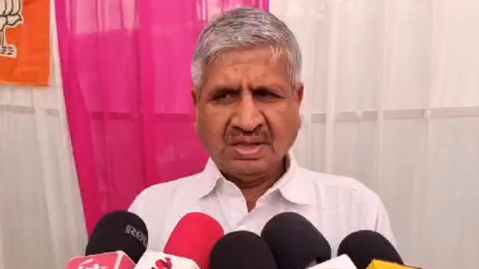 Bathinda BJP Urban president wrote letter to Manpreet Badal for election campaign