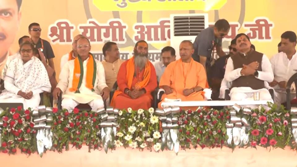 UP: CM Yogi and MP Chief Minister Mohan Yadav reached Sambhal, addressing public meeting