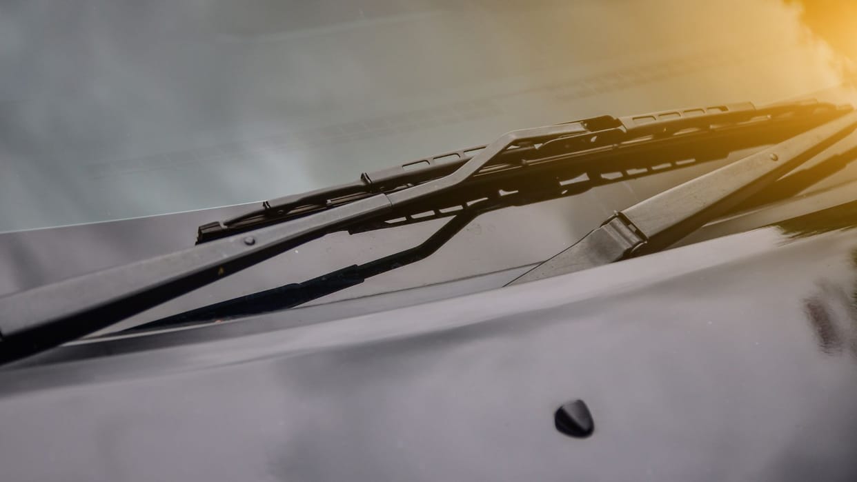 how to protect windshield wipers key tips