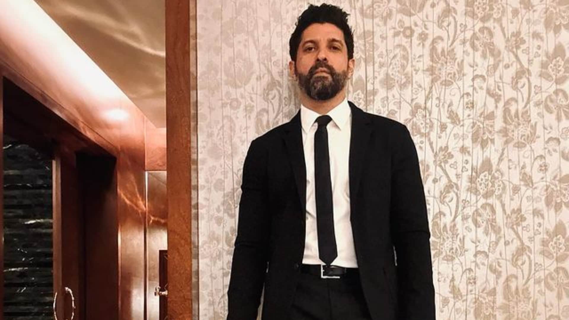 Farhan Akhtar went into depression due to Hrithik Roshan starrer Lakshya flop it took one and a half years to