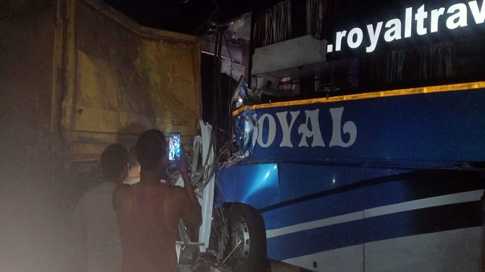 speeding bus hit a trailer parked on the National Highway eight passengers injured in incident in Bilaspur