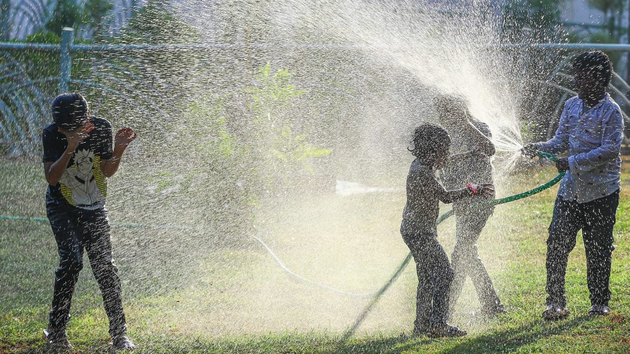 UP: Heat wave-like conditions in the state, mercury crossing 44 in Kanpur and Prayagraj, signs of change in we