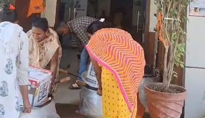 Case of distribution of kits to beneficiaries amidst code of conduct, ADM submitted report to District Magistr