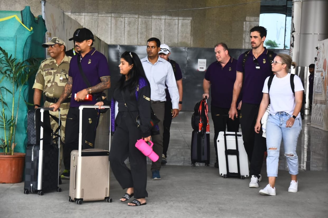 Kolkata Knight Riders team arrived in Lucknow.