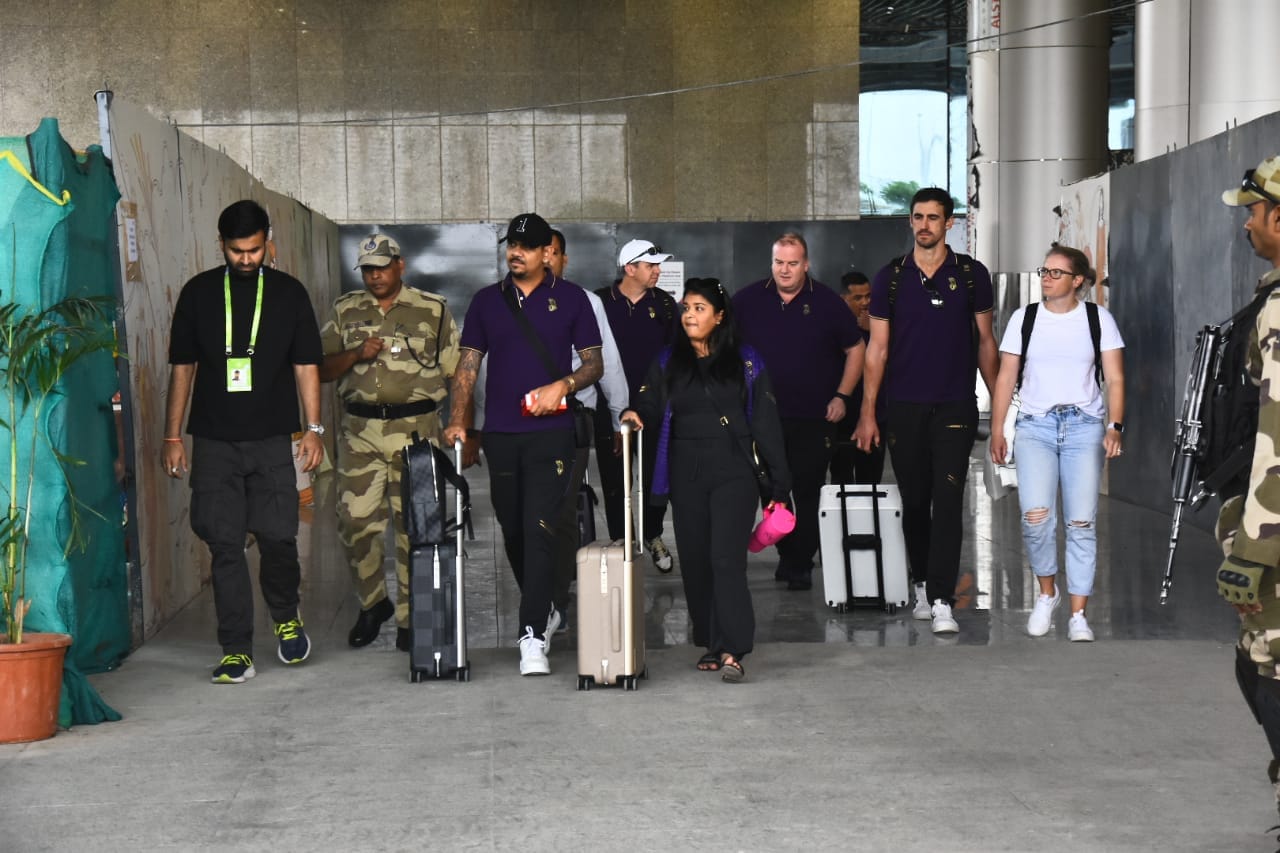 Kolkata Knight Riders team arrived in Lucknow.