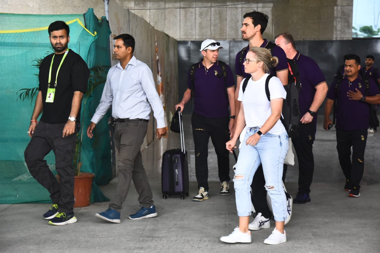 Kolkata Knight Riders team arrived in Lucknow.