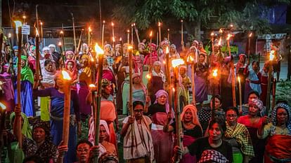 Manipur: जातीय संघर्ष का एक साल...मैदानी और पहाड़ी जिलों की सीमाओं में बंटा राज्य; पीढ़ियों का साथ छूटा Manipur: A year of ethnic conflict...the state divided between the boundaries of plain and hill districts