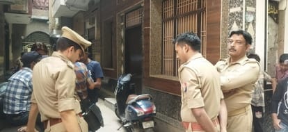 Meerut: wife shot dead, accused husband absconding with family