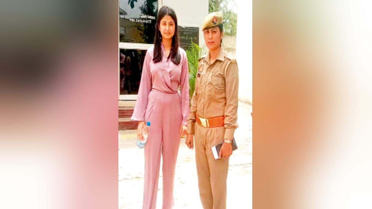 Muzaffarnagar News : Girl who cheated lakhs arrested