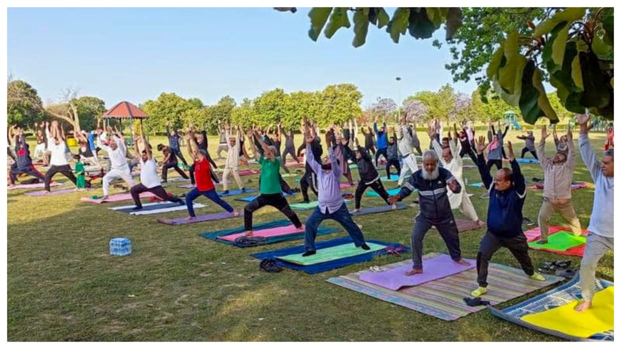 yoga officially debut in pakistan islamabad cda starts free classes