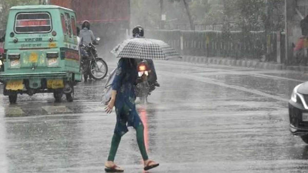 UP Weather Update Heavy Rain Warning Issued Five Killed by Lightning in Gorakhpur