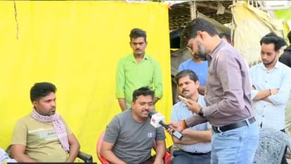 Satta Ka Sangram government Cornered On Vaccine and Unemployment Issues in jaunpur
