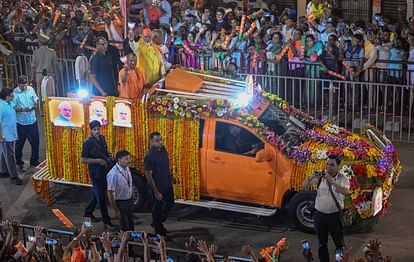 PM Narendra Modi road sho in Ayodhya.