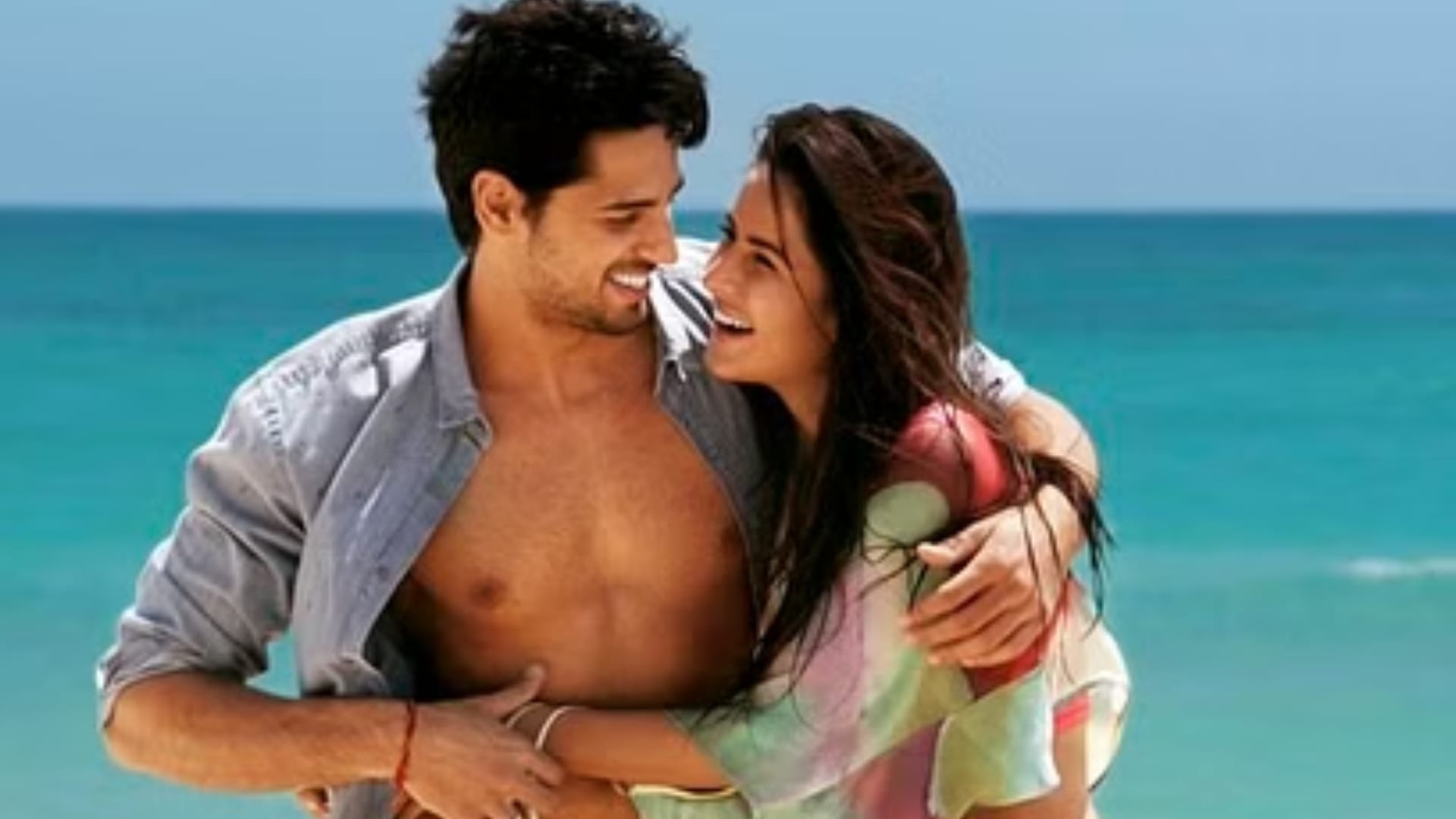 bollywood flop films songs got superhit Saawariya Dilwale Roy Anwar Yaadein Baar Baar Dekho have look on list