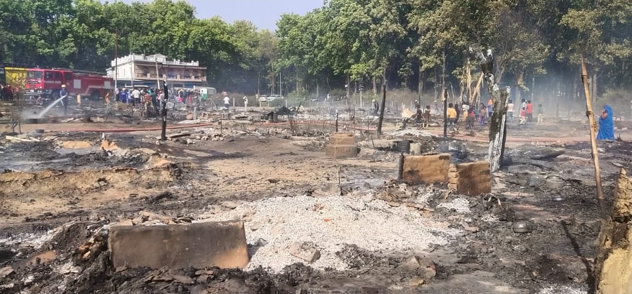 Dehradun Fire Incident in Selaqui 54 huts burnt after fire in slum Area Photos