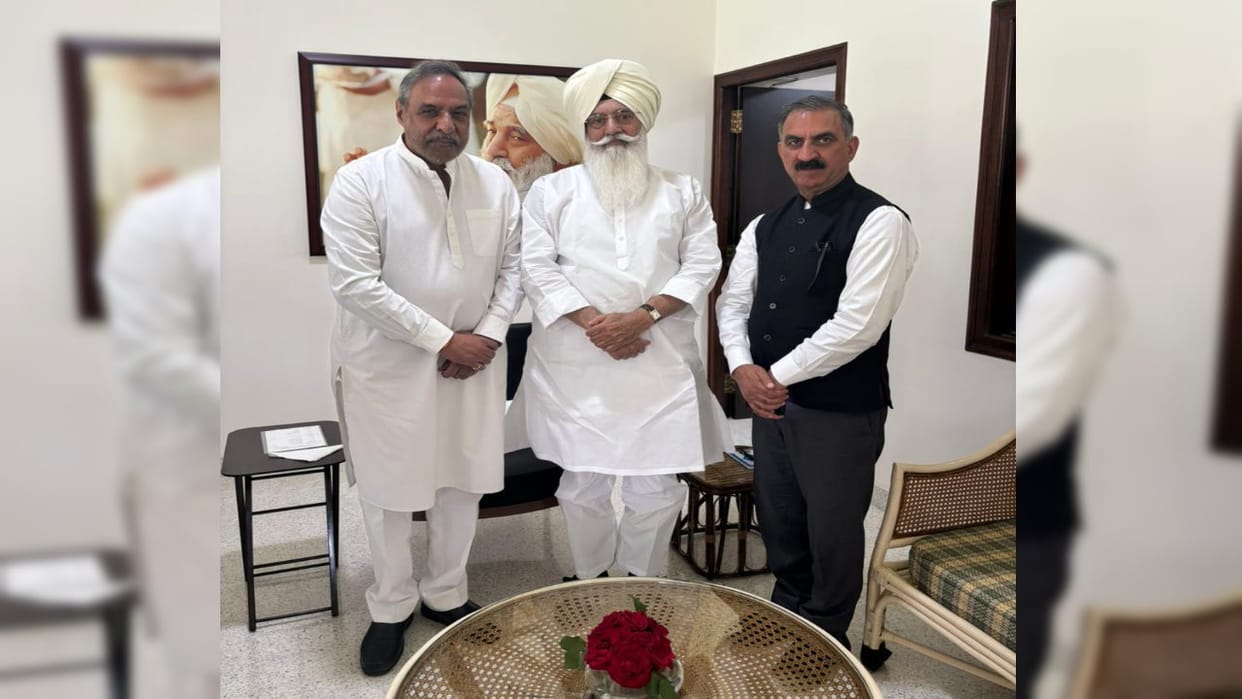 CM Sukhu and Anand Sharma met spiritual guru of Radha Swami Satsang Beas