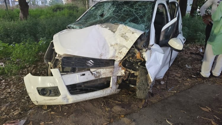 Punjab: Two Killed, Three Seriously Injured In An Accident On Mukerian Hajipur Road – Amar Ujala Hindi News Live