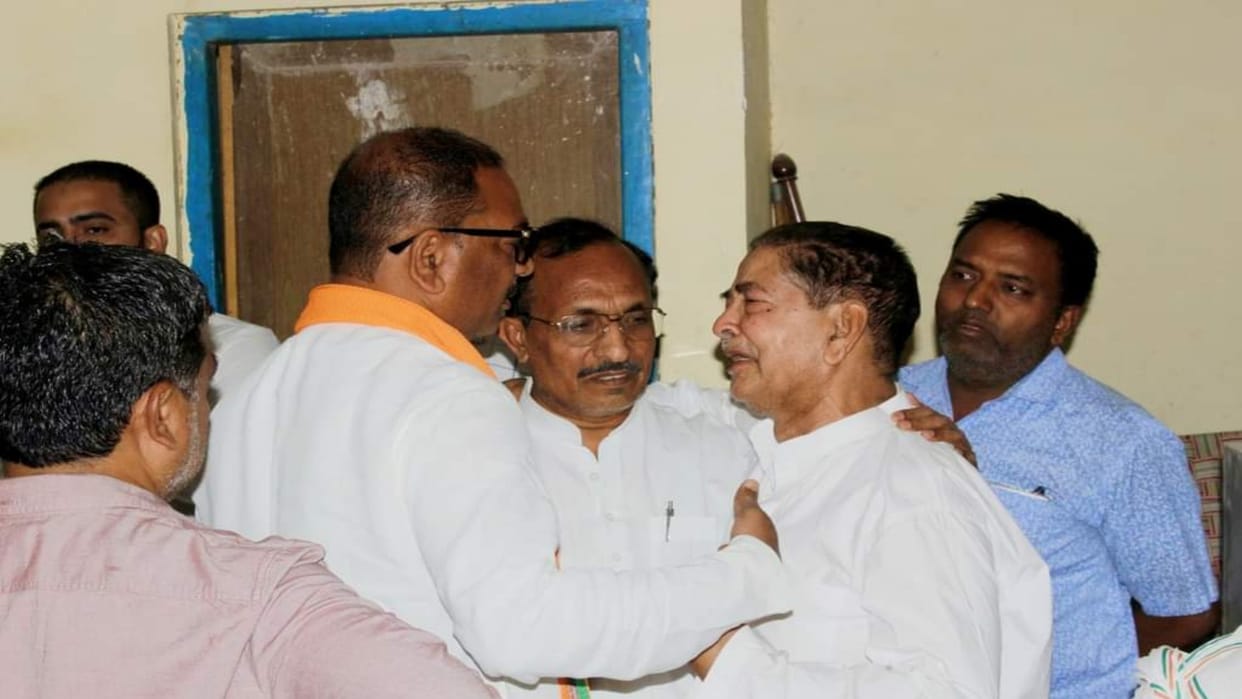 Son of former SP MLA Mujtaba Siddiqui dies of heart attack, leaders reach out and console