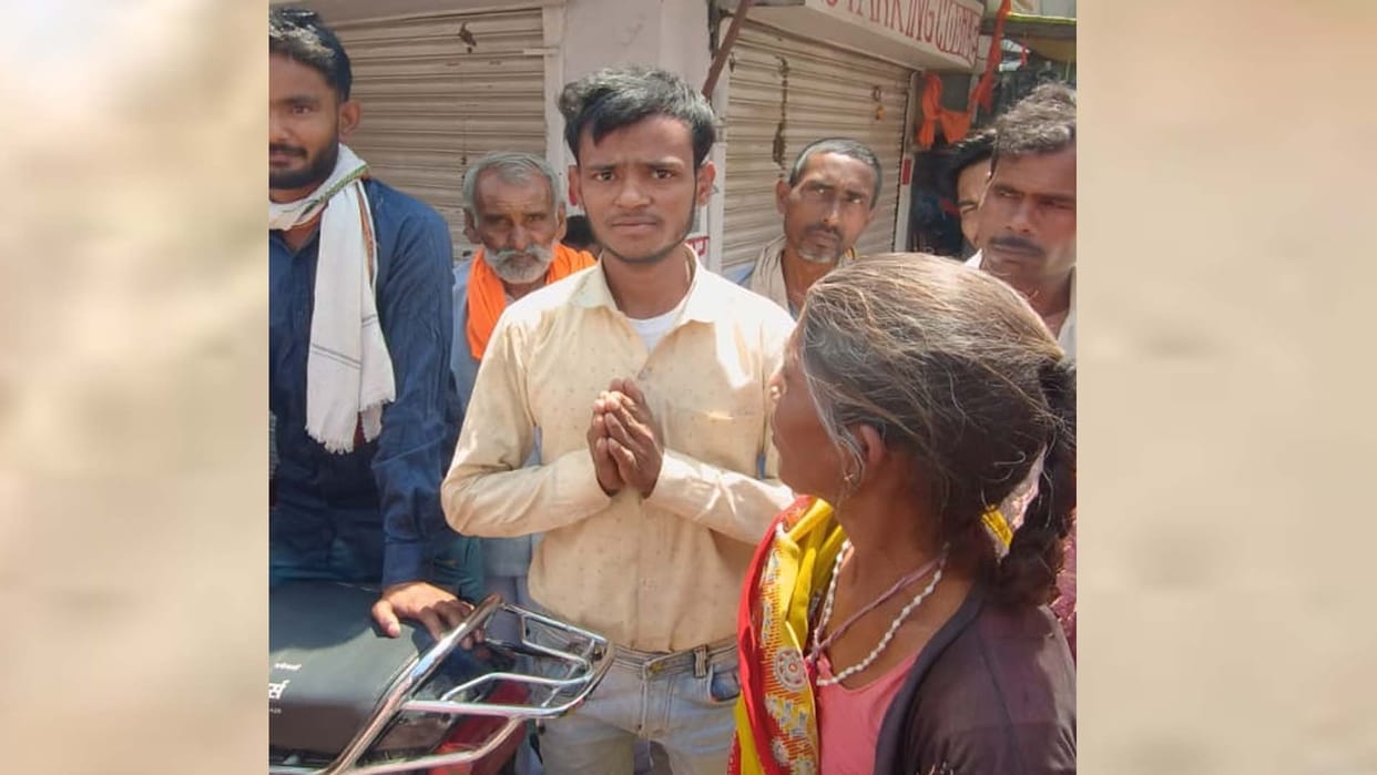 young man crossed all limits of barbarity, tattooed his name on his wife's chest with a hot screwdrive