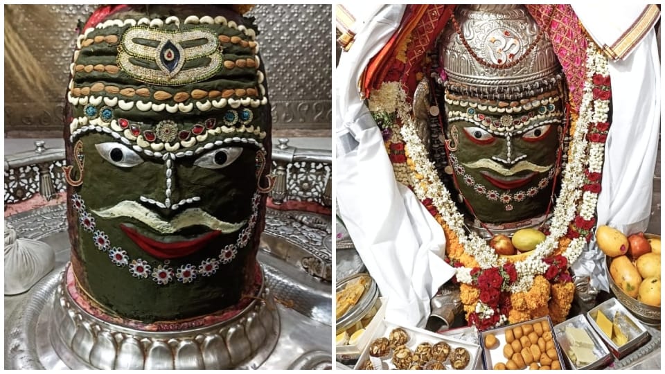 Ujjain Mahakaleshwar Mandir Baba Mahakal decorated with dry fruits in Bhasmarti Maharudrabhishek start today
