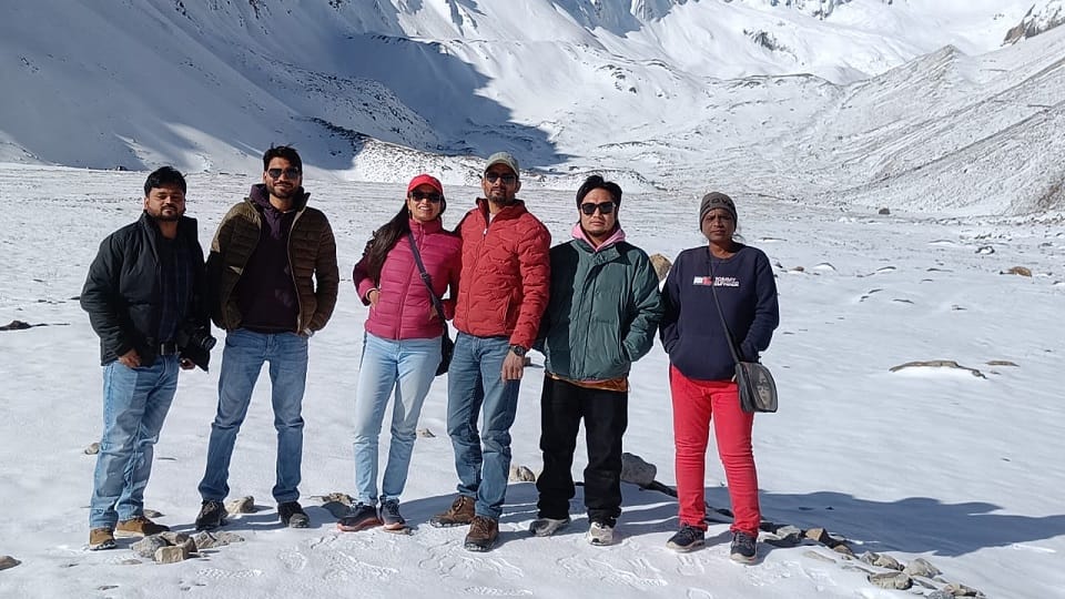 Uttarakhand News: Devotees reached Adi Kailash and Om Parvat in pithoragarh