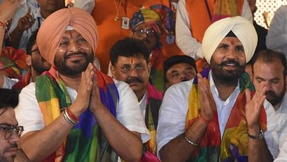 Politicians different style campaigning in Ludhiana