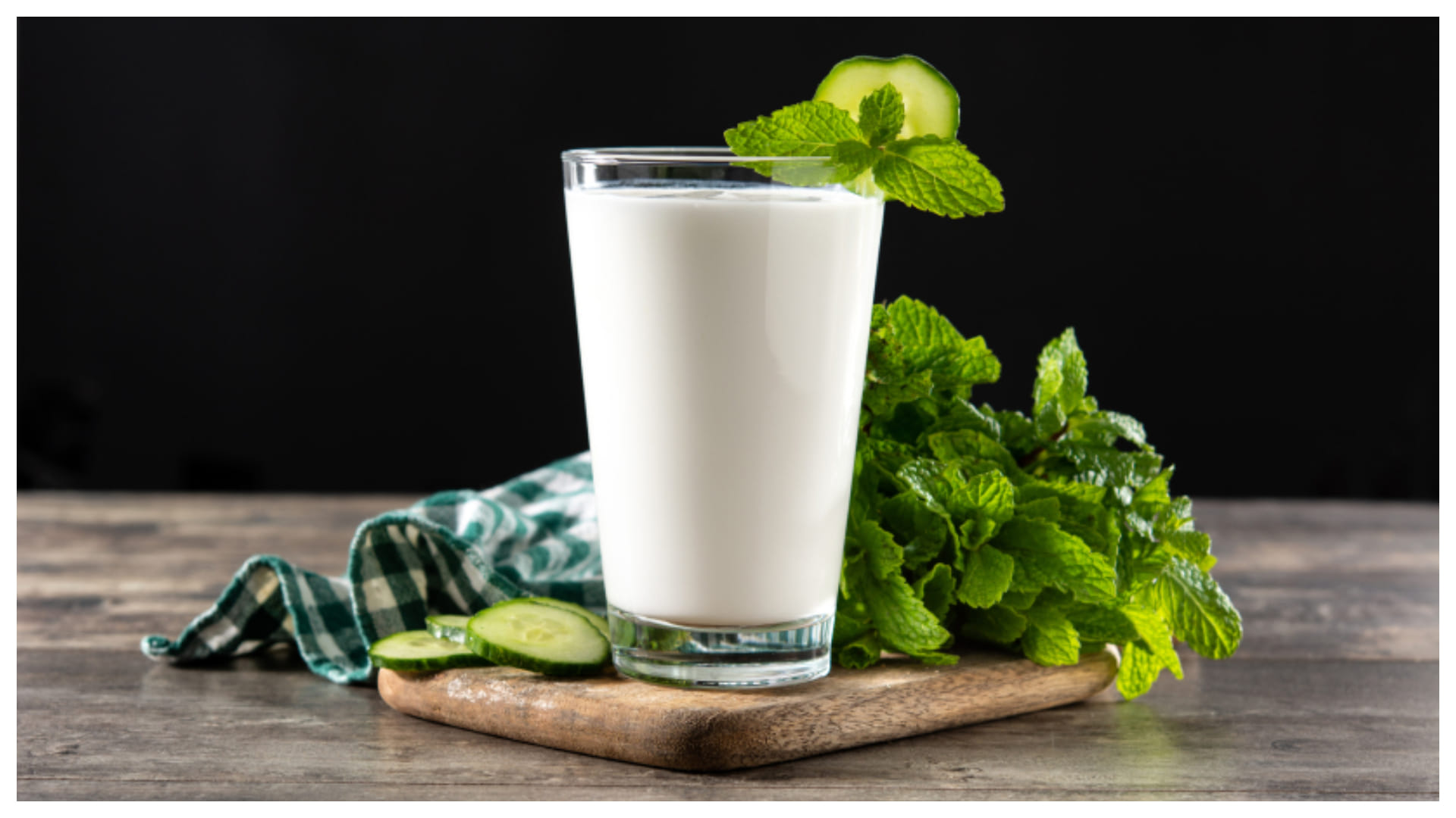What to Eat in Summer: 5 Foods That Reduce Body Heat