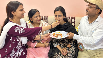The family gave the open sky and the daughters flew high with courage in Gorakhpur