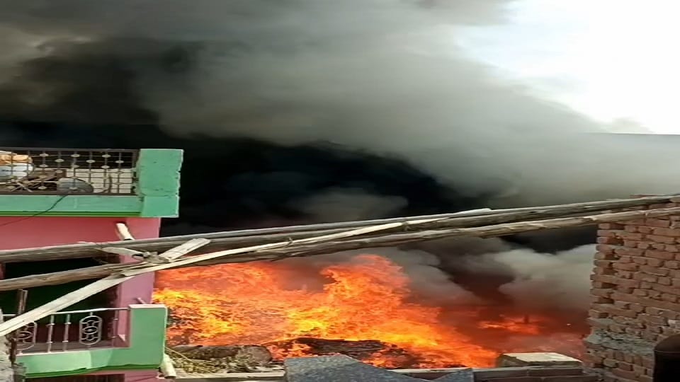 massive fire broke out in a scrap warehouse people evacuated their homes chaos ensued