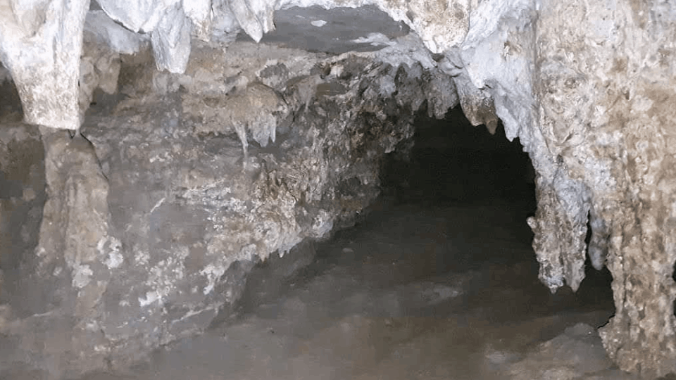 MadarKonta Cave is better to visit in summer in Bastar chhattisgarh