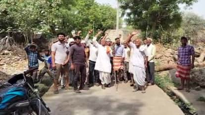 Morena News There is no electricity water road and school in village for 77 years villagers boycotted voting