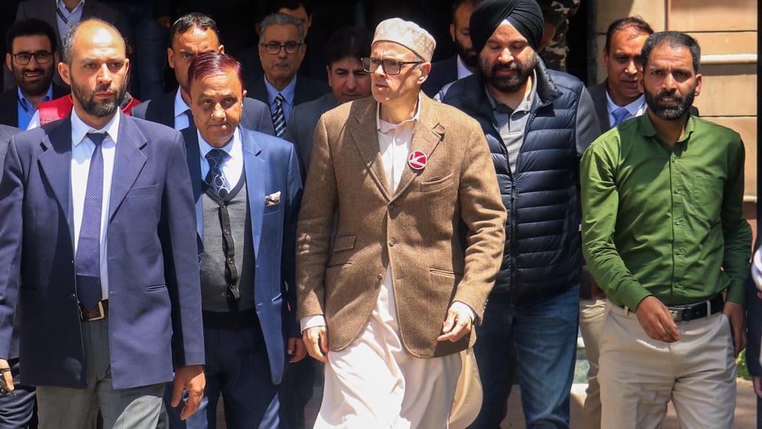 Omar Abdullah critic Pakistan on terrorist attacks and india team not visit to Pakistan for ICC trophy