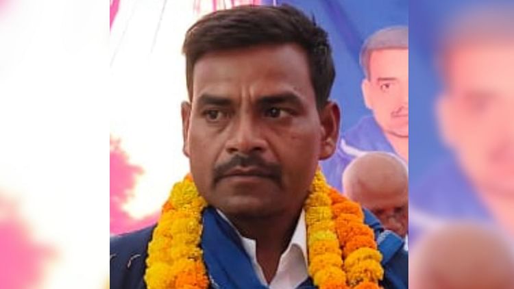 Vidhan Sabha Election 2024 Duddhi Bsp Candidate Ravi Kharwar - Amar 