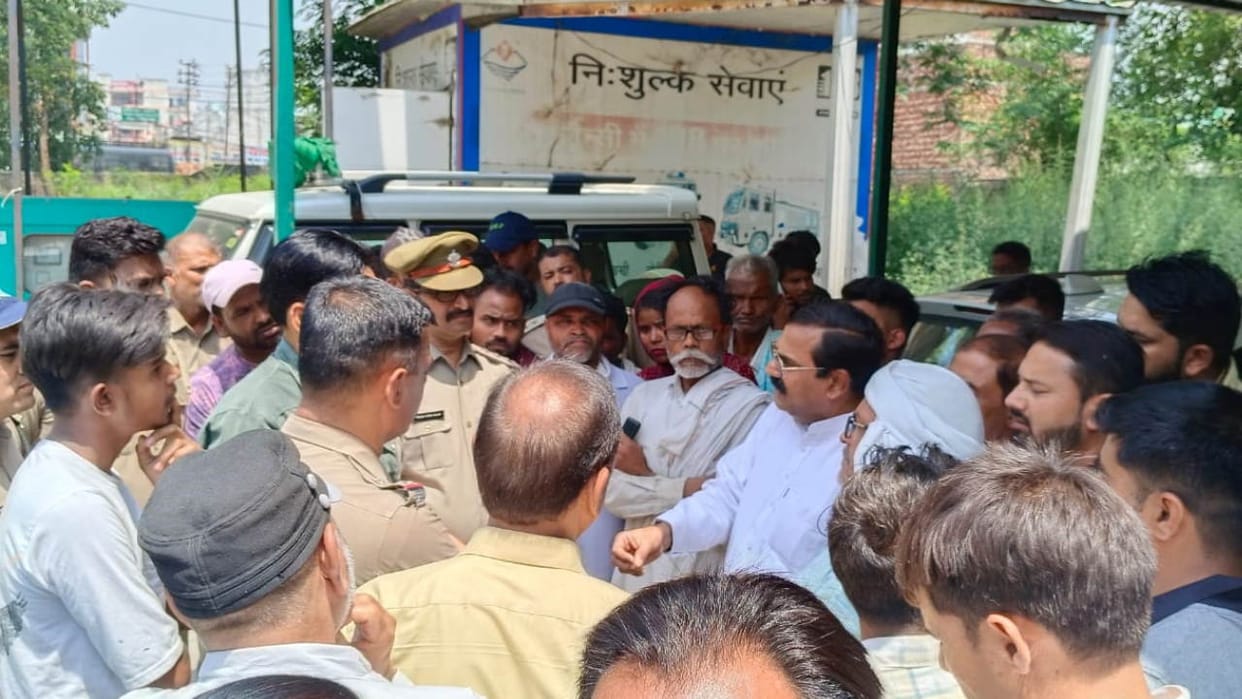 Elephant killed farmer villagers created ruckus in forest department post Roorkee Uttarakhand News