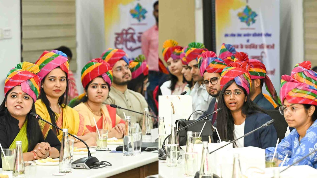 Jaipur: CM Bhajanlal Sharma met the youth selected in civil services.