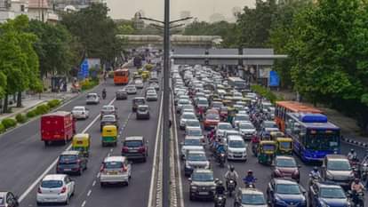 Delhi Issues 20000 Challans Under GRAP-2 as Crackdown on Polluting Vehicles Intensifies Amid Toxic Air Crisis