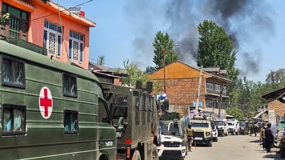 Encounter between security forces and terrorists in Redwani Payeen area of Kulgam