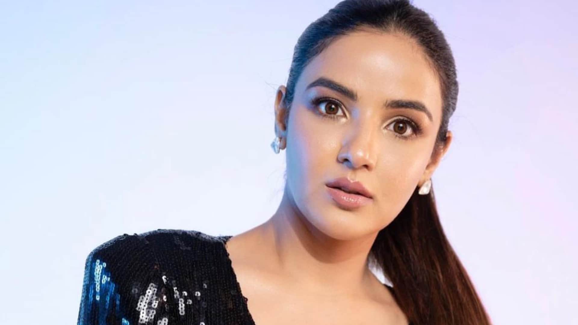 Fans Eagerly Waiting For These TV Actresses Marriage Ragini Khanna Tejasswi Prakash Hina Khan
