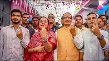 PHOTOS: कोई बारिश के बीच वोट देने पहुंचा तो किसी को दिव्यांगता भी न रोक पाई, देखें तीसरे चरण के मतदान की झलक Lok Sabha Polls polling booths third phase election photos news in hindi