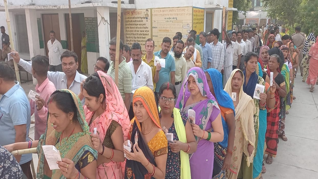 Low voting at BSP candidate booth in Aonla lok sabha seat