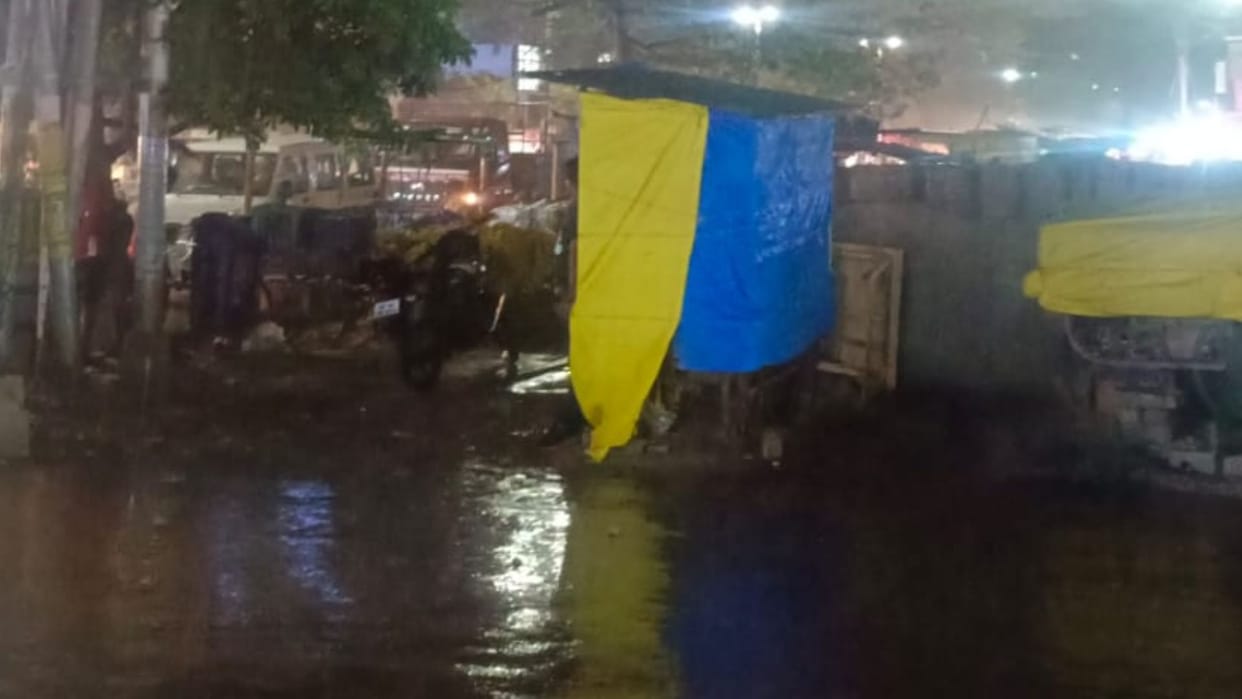 Weather changed due to rain night with wind in varanasi