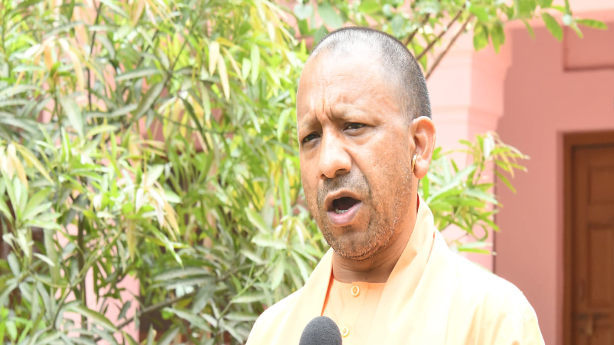 CM Yogi attacked Congress in Gorakhnath temple of Gorakhpur, said, Congress is trying to mislead people