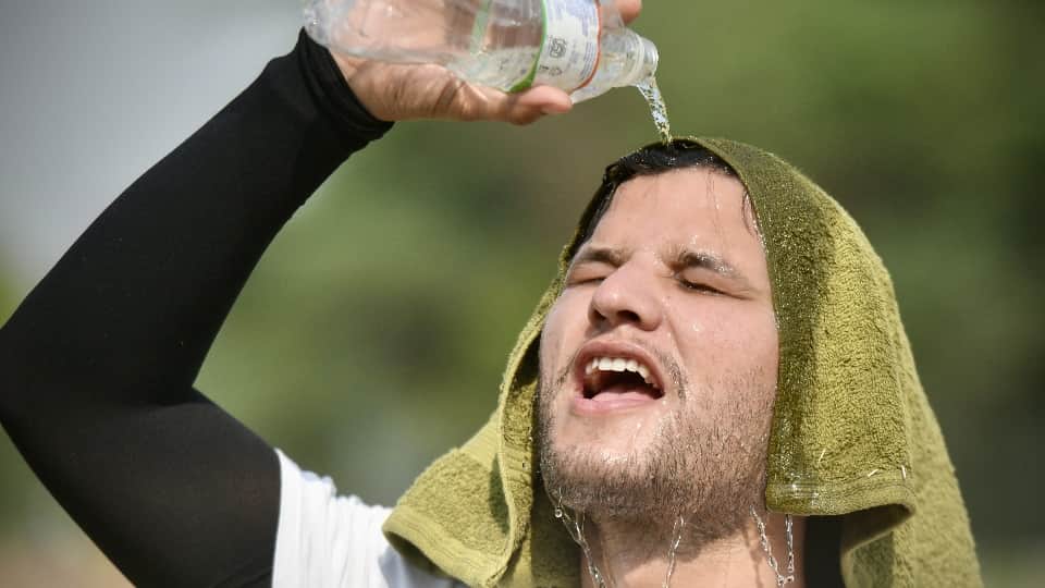 Punjab Possibility of Strong Winds Rain for Four Days Mercury Set to Drop
