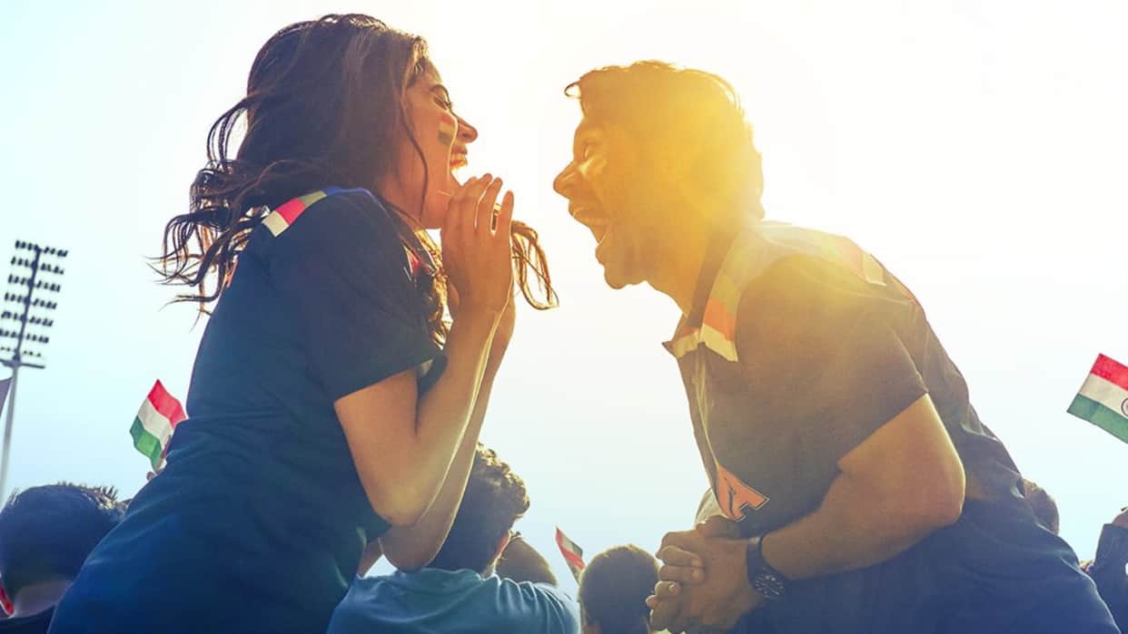 Mr and Mrs Mahi Poster Released Starring Janhvi Kapoor Rajkummar Rao goes viral On Internet