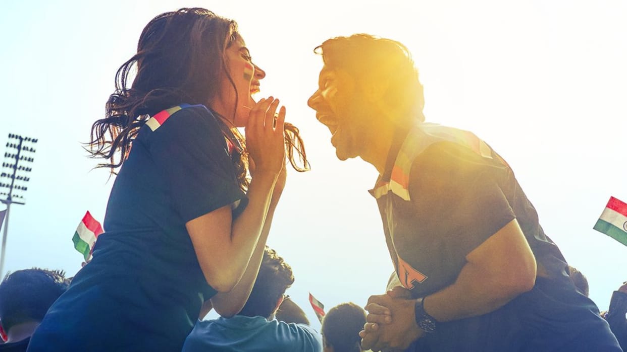 Mr and Mrs Mahi Poster Released Starring Janhvi Kapoor Rajkummar Rao goes viral On Internet