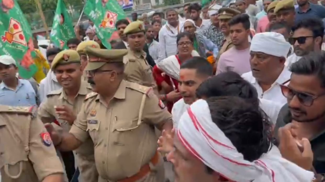 Lok Sabha Election 2024 PDM workers and lawyers create ruckus during nomination in Varanasi